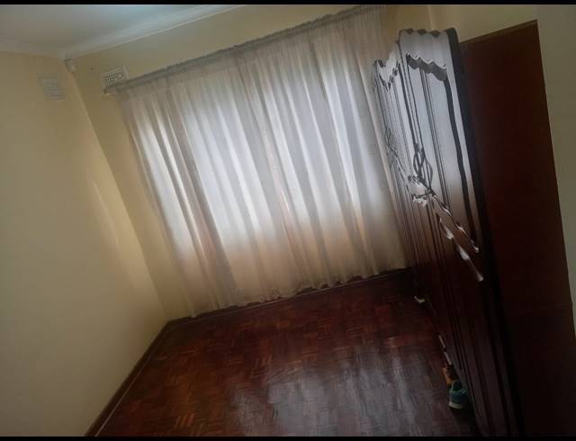 5 BEDROOM FREEHOLD FOR SALE IN NEWHOLME